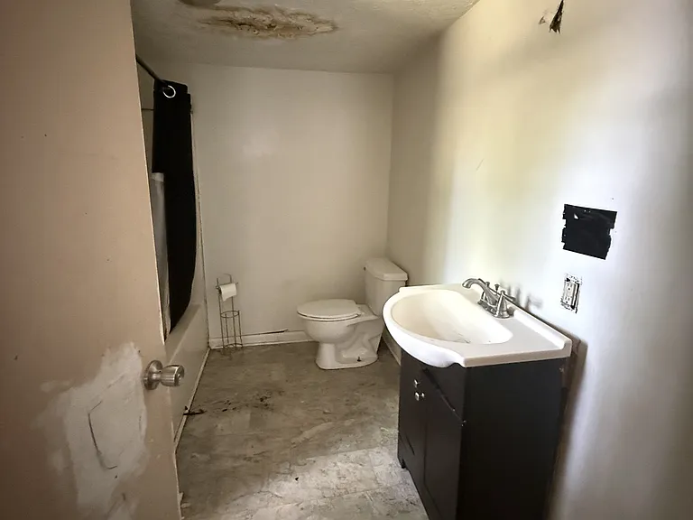 21 Doolittle St — Photo 15