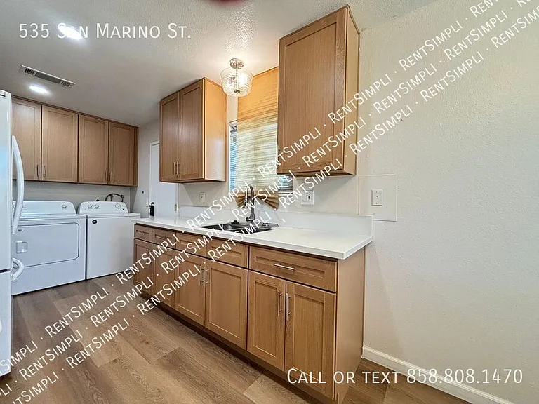 535 San Marino St — Photo 9