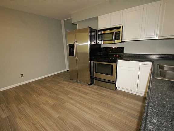 3rd image of 5248 W Bertha St