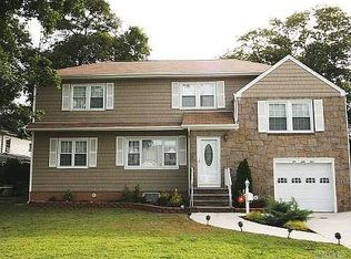 164 Mayfair Ave, West Hempstead, NY 11552