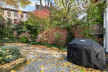 Rented by Metropolitan Property Group