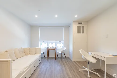 Floor plan 104