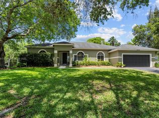 5211 SW 199th Ave, Fort Lauderdale, FL 33332