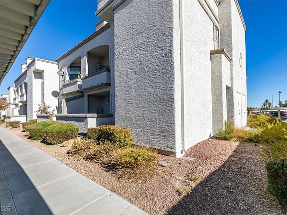 4th image of 3150 Soft Breezes Dr APT 2030