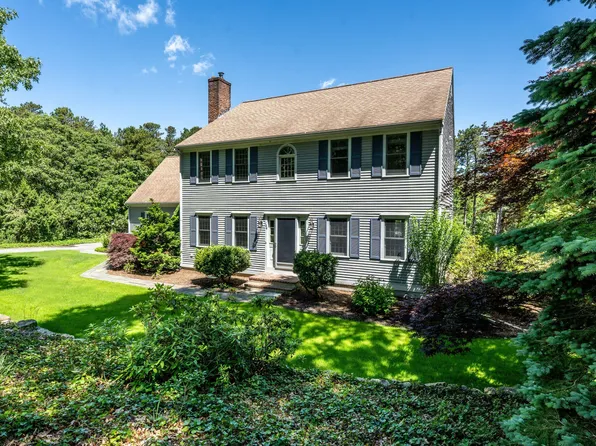 164 Lothrops Ln, Barnstable, MA 02630