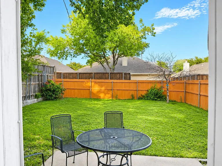7640 Tournament Rd — Photo 3