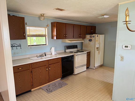 3rd image of 26839 Sweet Springs Rd