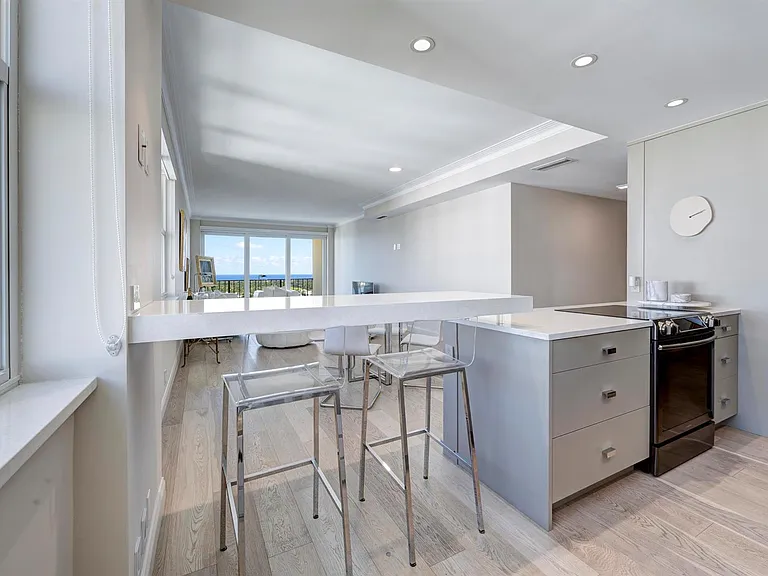 1801 S Flagler Dr #Penthouse 11 — Photo 4
