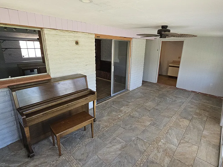 1351 W Calle Del Ensayador — Photo 9