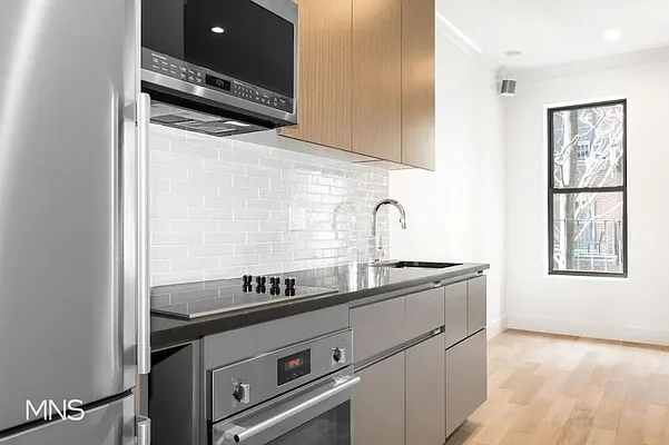 Rented by MNS Marketing | media 36