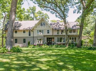 536 Knollwood Dr SE, Cedar Rapids, IA 52403