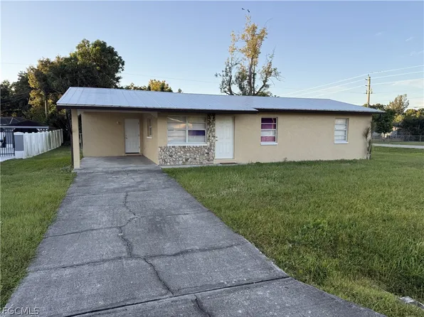 13401 4th St, Fort Myers, FL 33905