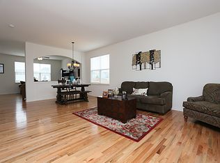 402 Brockton Ave, Elgin, IL 60124