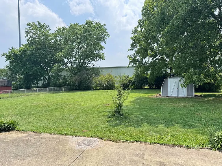 7361 Fields Ertel Rd — Photo 6