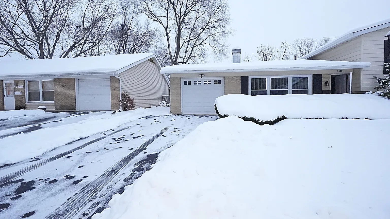 7843 Kensington Ln photo 1