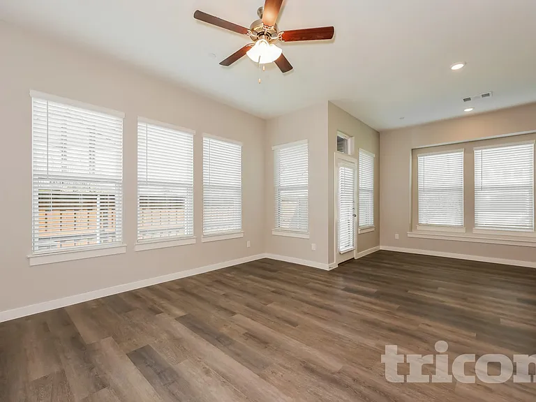 3019 Jasper Trl — Photo 3