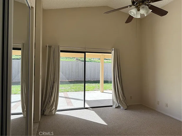 1756 Parkview — Photo 17