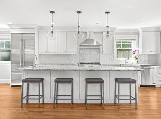 21 Willowdale Rd, Winchester, MA 01890