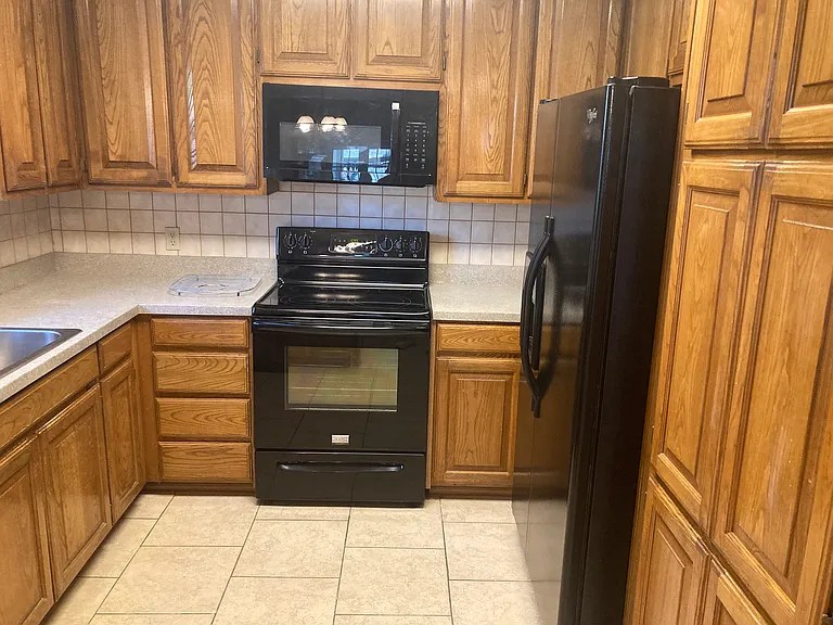 128 NE Brushy Mound Rd — Photo 4