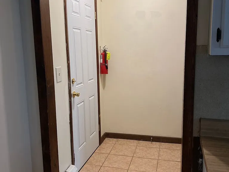 228 Northampton St — Photo 2
