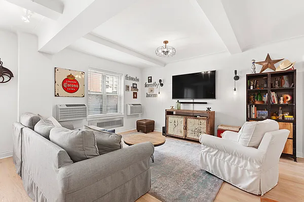 Sold by Compass | media 1