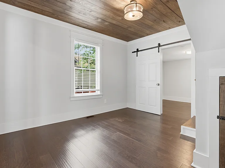 208 Beirne Ave NW — Photo 5