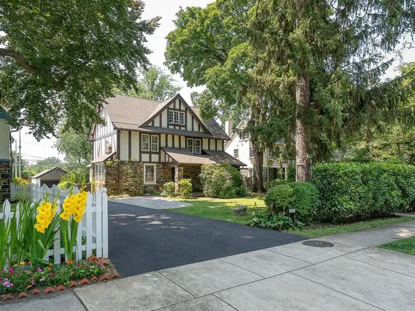 282 Hathaway Ln, Wynnewood, PA 19096