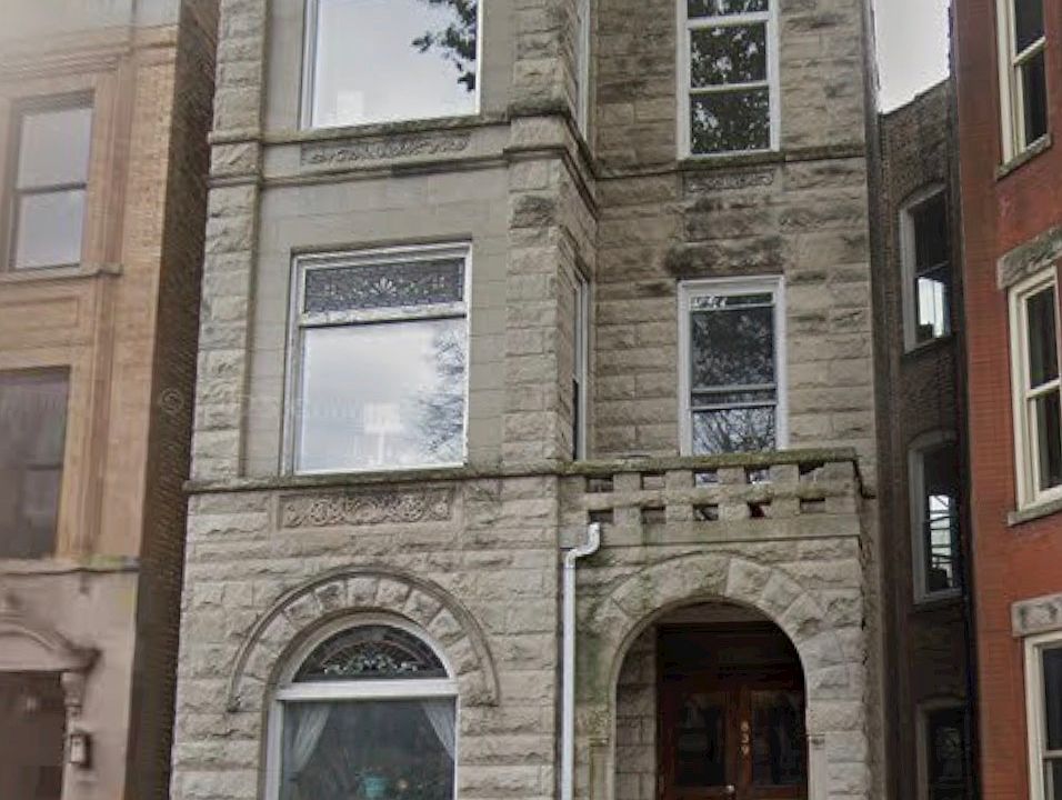 1st image of 839 W Newport Ave APT 1