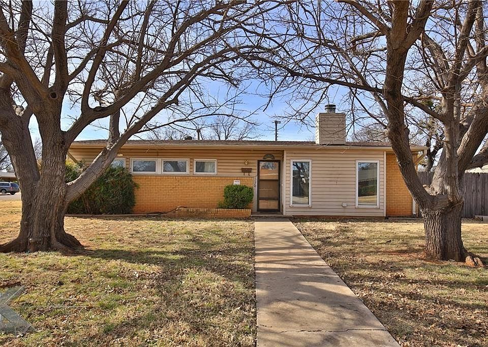 1st image of 350 Westridge Dr
