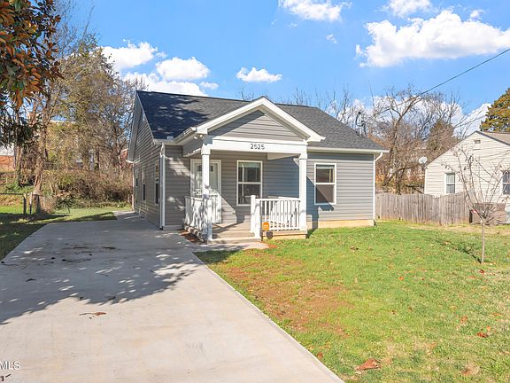 3rd image of 2525 Upland Ave