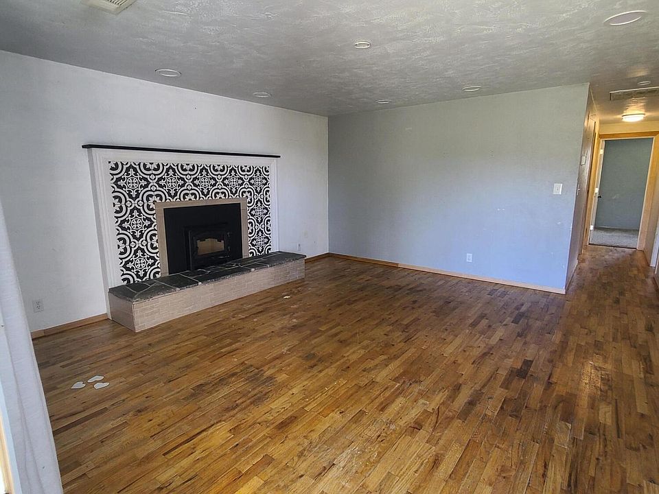 2475 Corona Ave, Medford, OR 97504 Zillow