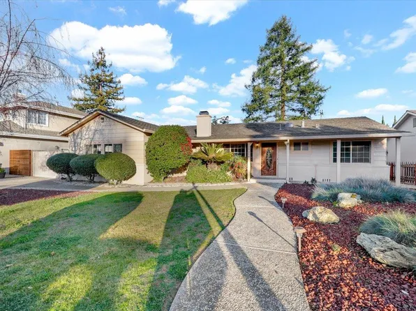 10406 Mira Vista Rd, Cupertino, CA 95014