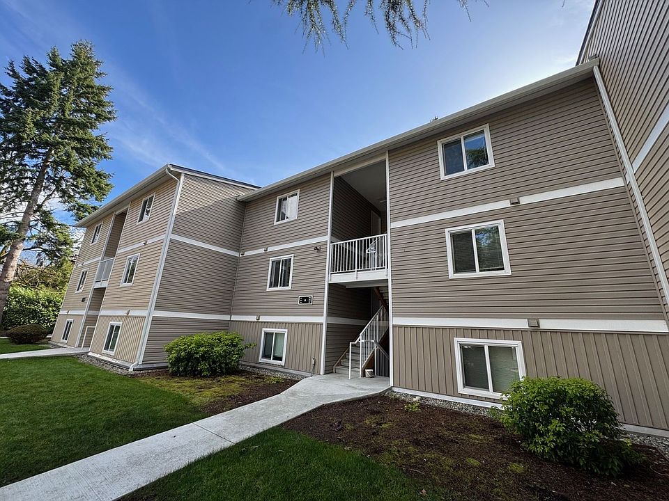 1st image of 12515 NE 132nd Ct APT A203
