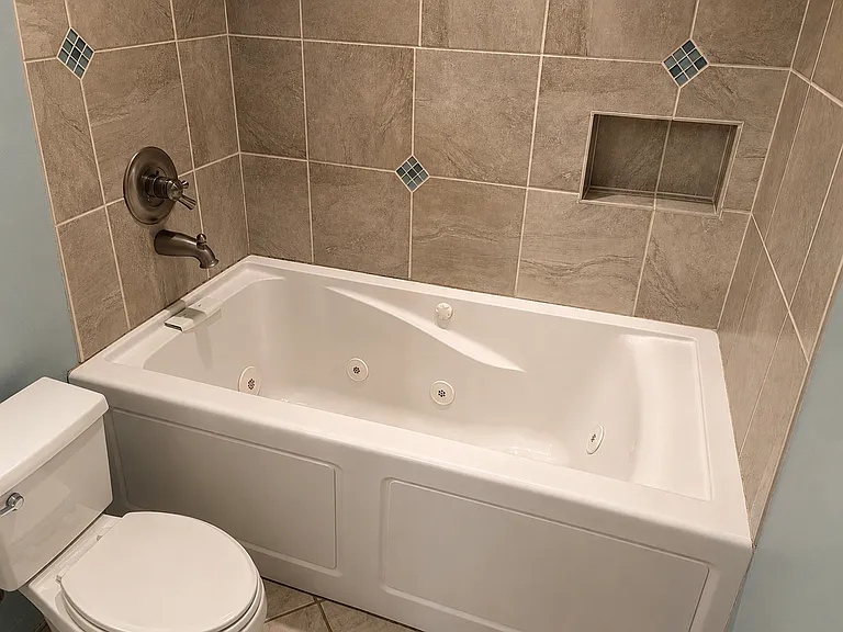 8430 SW 37th Ave — Photo 11