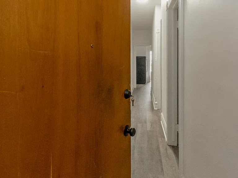 46 S 10th St #2 — Photo 1