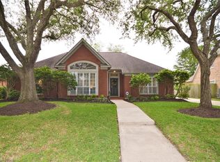 4018 Raven River Dr, Houston, TX 77059
