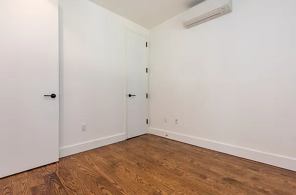 Rented by Nooklyn NYC LLC | media 33