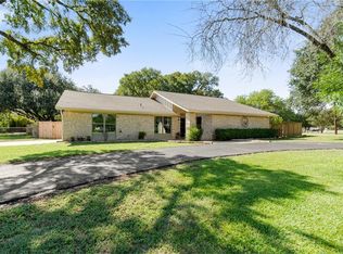 5301 Maverick Dr, Austin, TX 78727