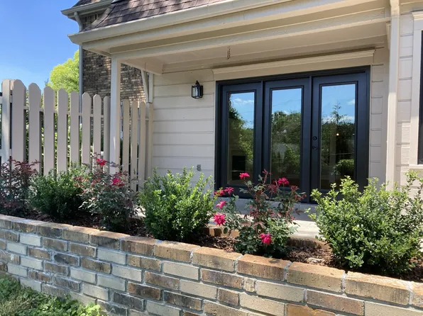 401 Bowling Ave Unit 15, Nashville, TN 37205