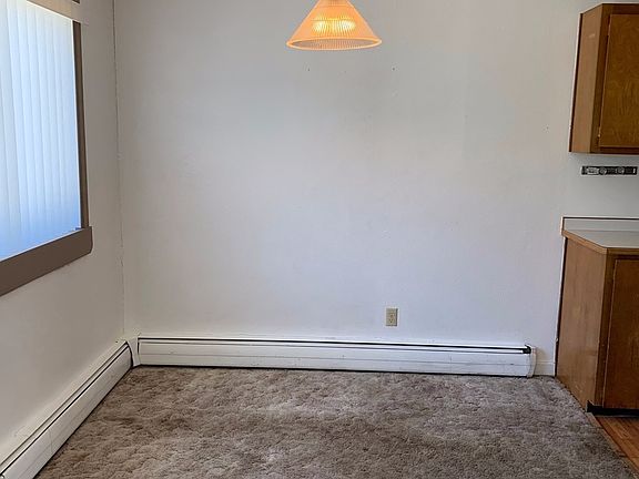 4th image of 600 S Gillette Ave APT 18