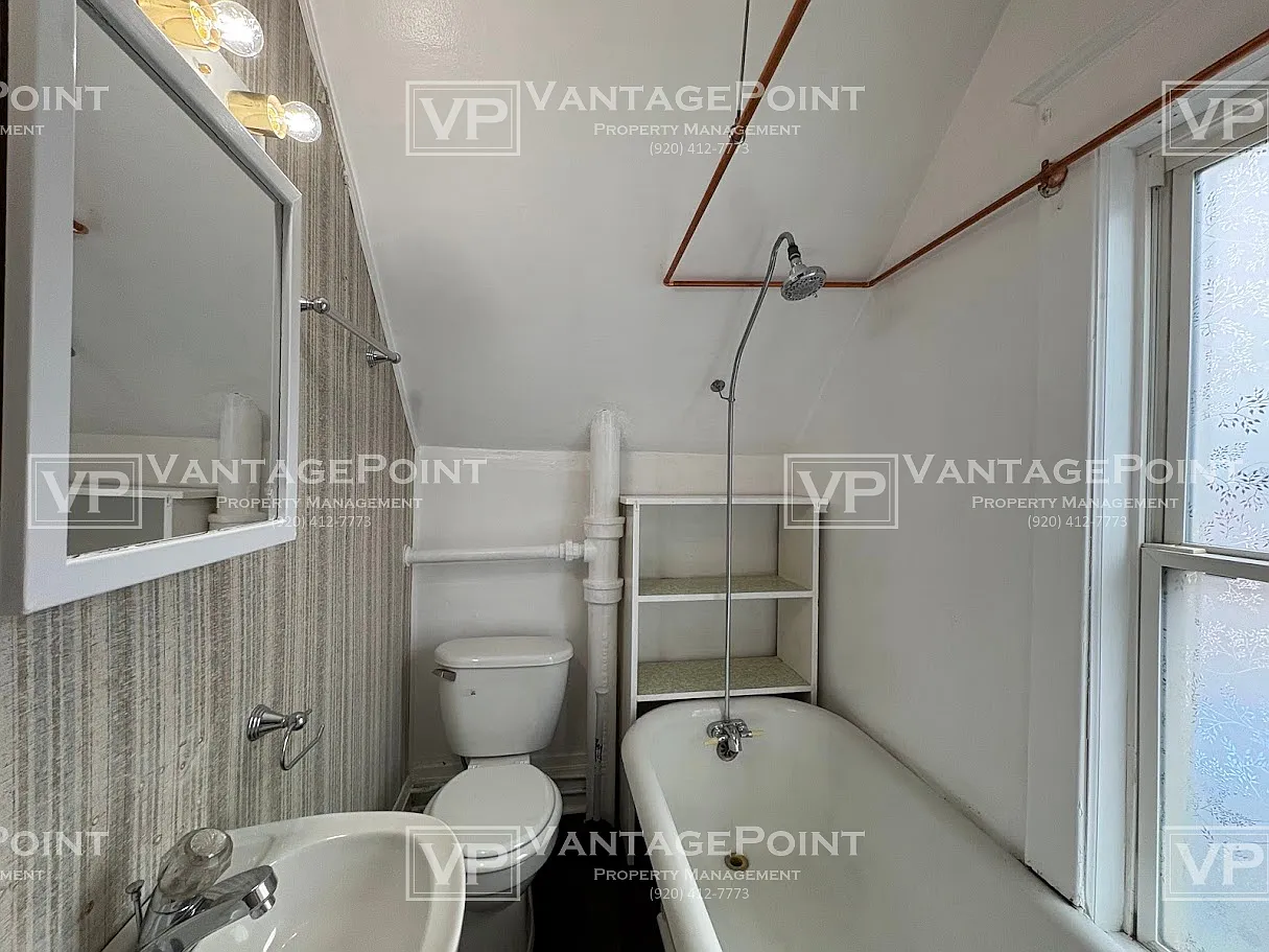 823 West Oklahoma Street - Upper — Photo 3