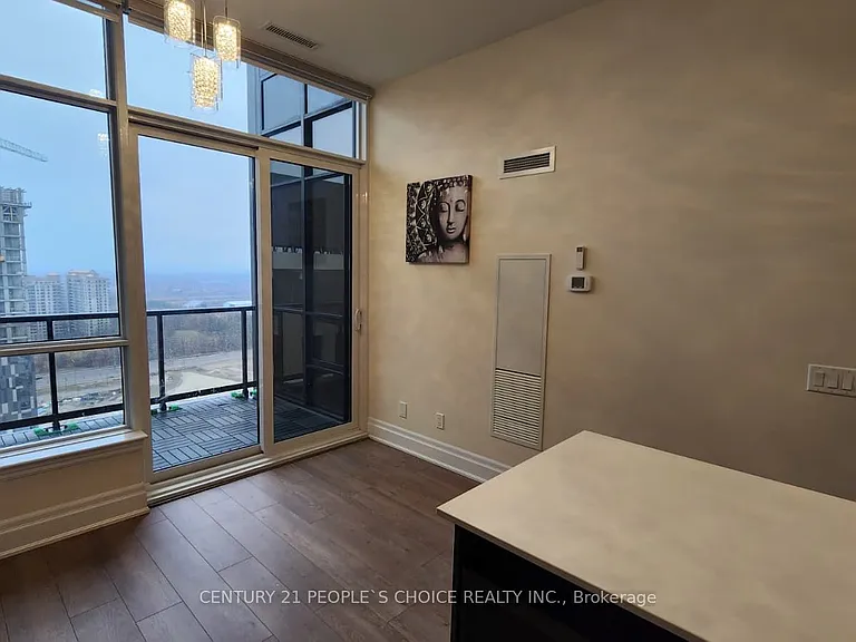 9075 Jane St #Penthouse 03 — Photo 14