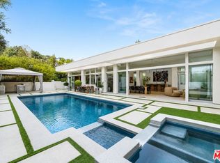 2241 Bowmont Dr, Beverly Hills, CA 90210