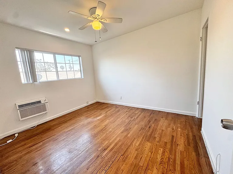 3419 Club Dr — Photo 10
