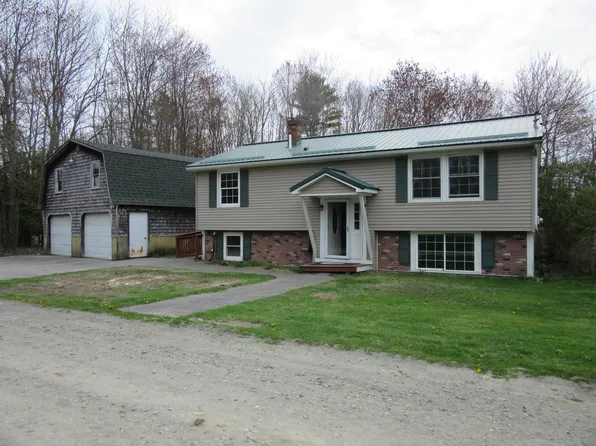 3 Grays Lane, Milford, ME 04461