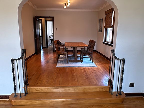 5th image of 5315 Tholozan Ave