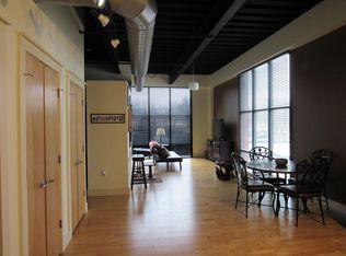350 E Short St #205, Lexington, KY 40508