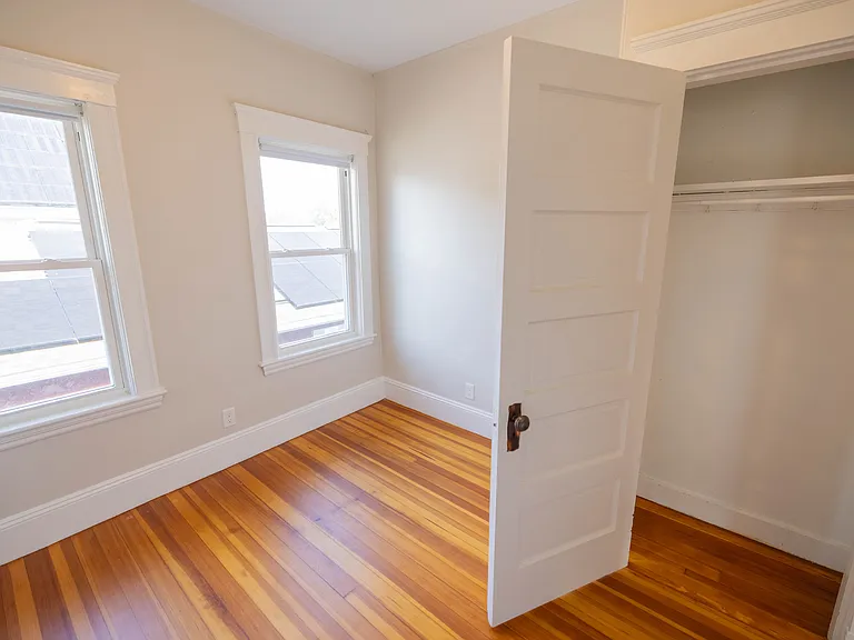 12 Benham St #2 — Photo 18