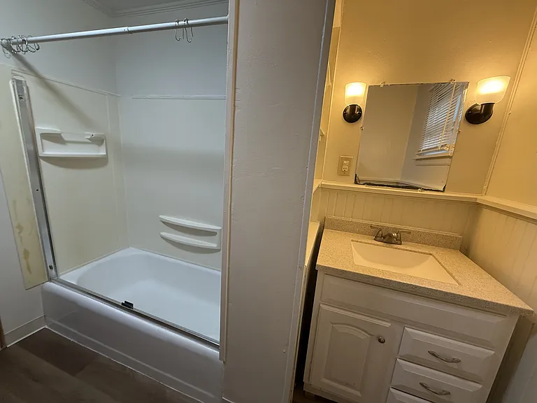 517 S Aurora St #2 — Photo 20