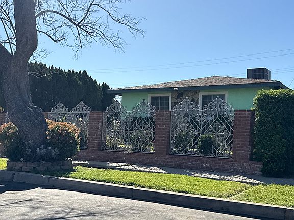 2nd image of 8815 Wakefield Ave